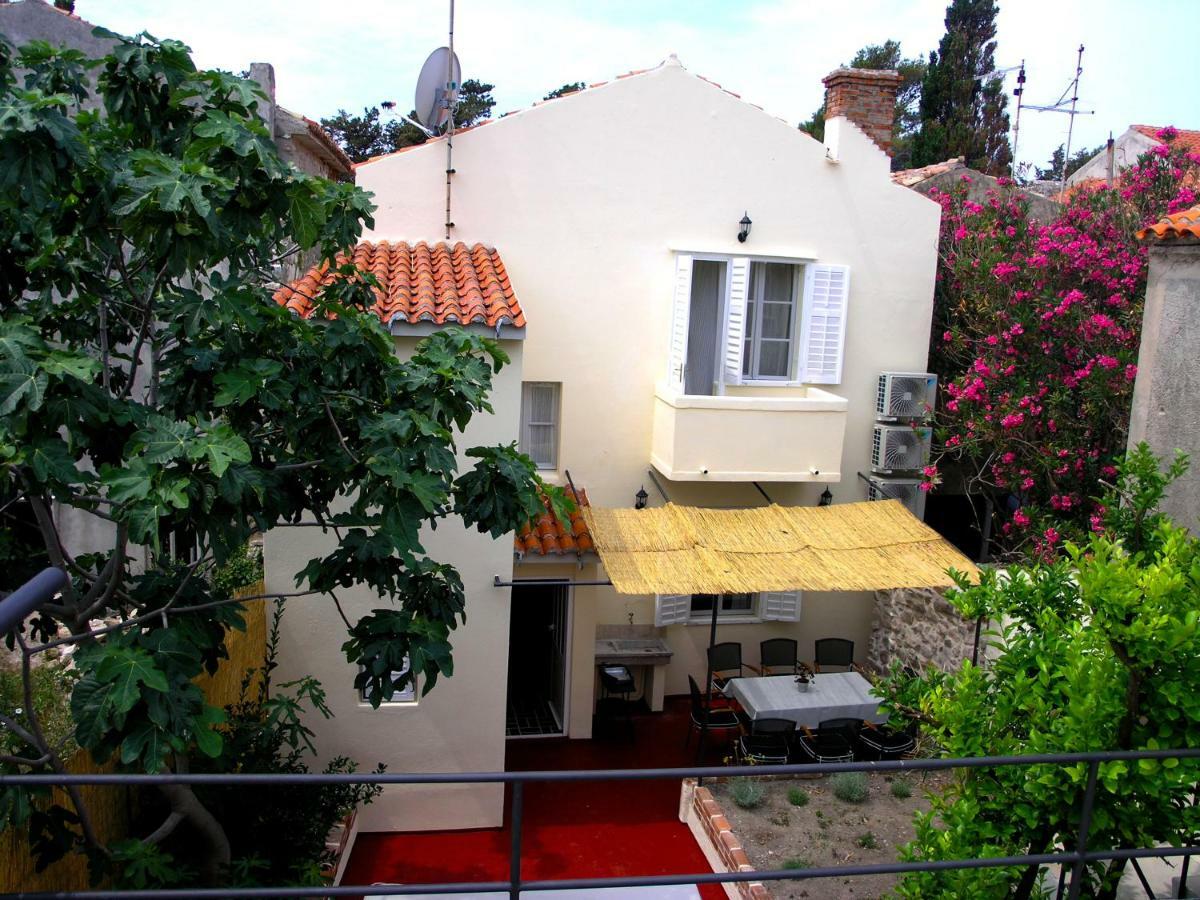 Holiday Home Lija Center Раб Экстерьер фото