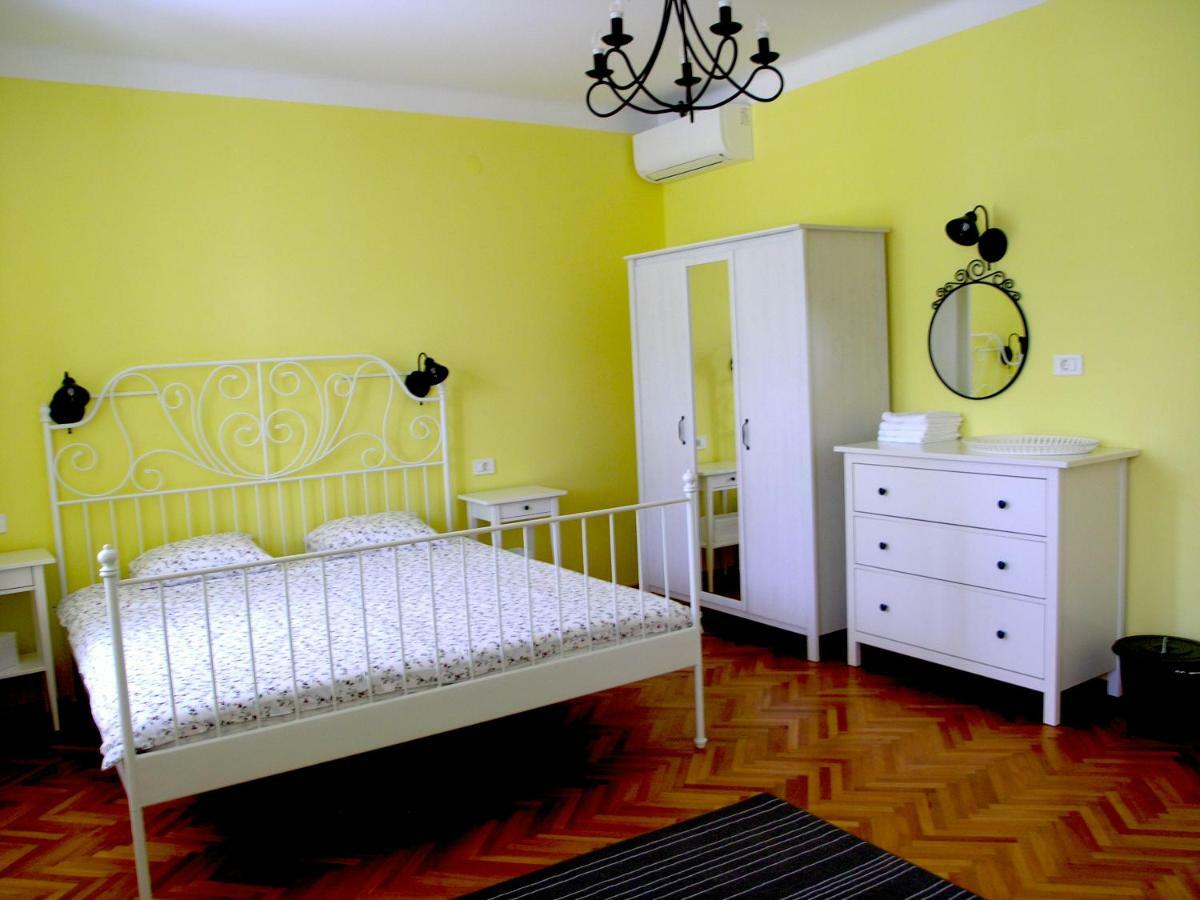Holiday Home Lija Center Раб Экстерьер фото
